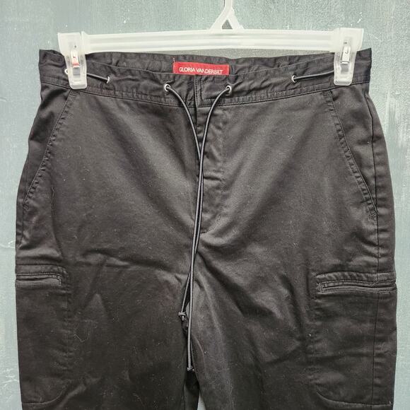 Gloria Vanderbilt Black 12 Cargo Capri Pants - Picture 2 of 14